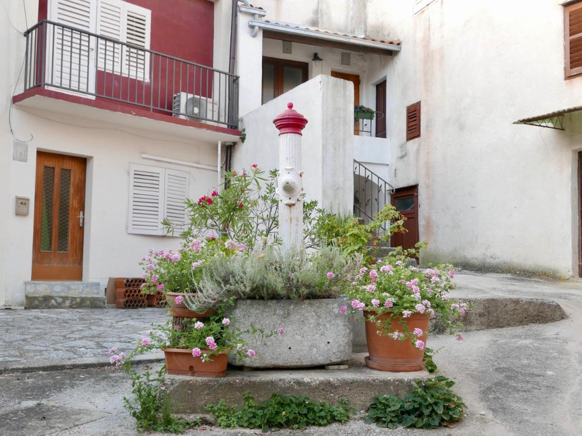 Appartamento Potocina 21 Vrbnik Esterno foto