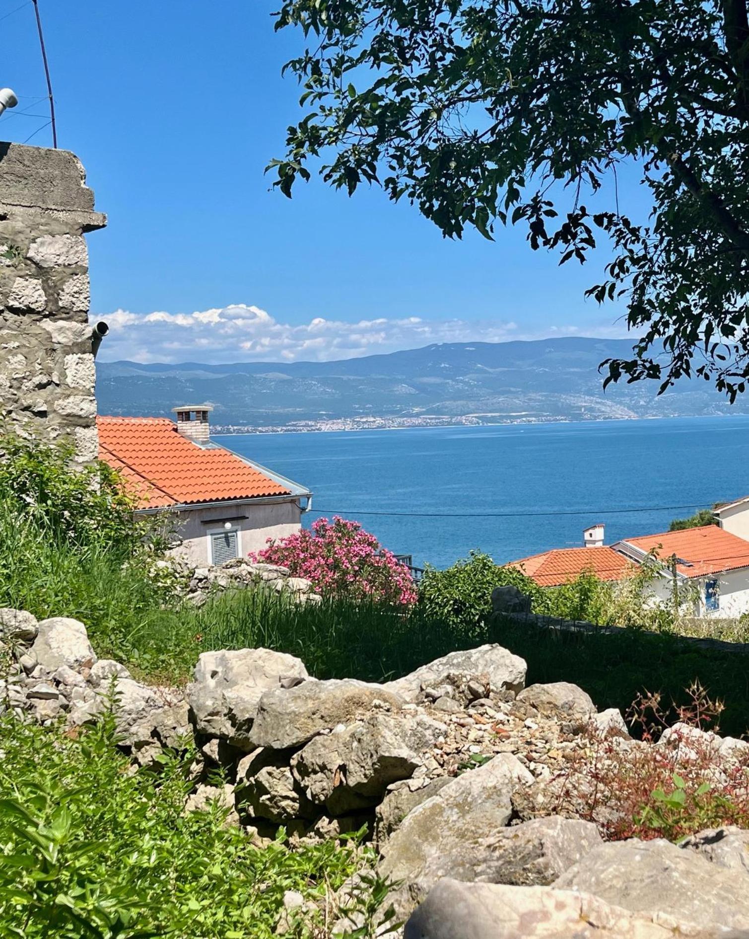 Appartamento Potocina 21 Vrbnik Esterno foto